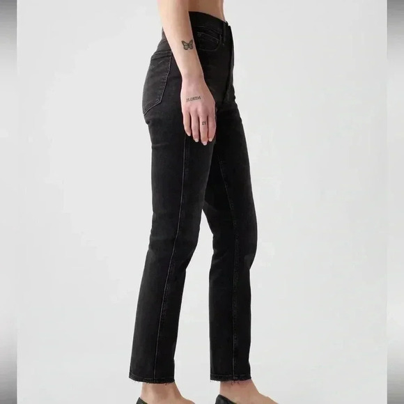 GAP Vintage Slim High Rise Jeans Unfinished Hem Black 30/10 EUC - Picture 3 of 16